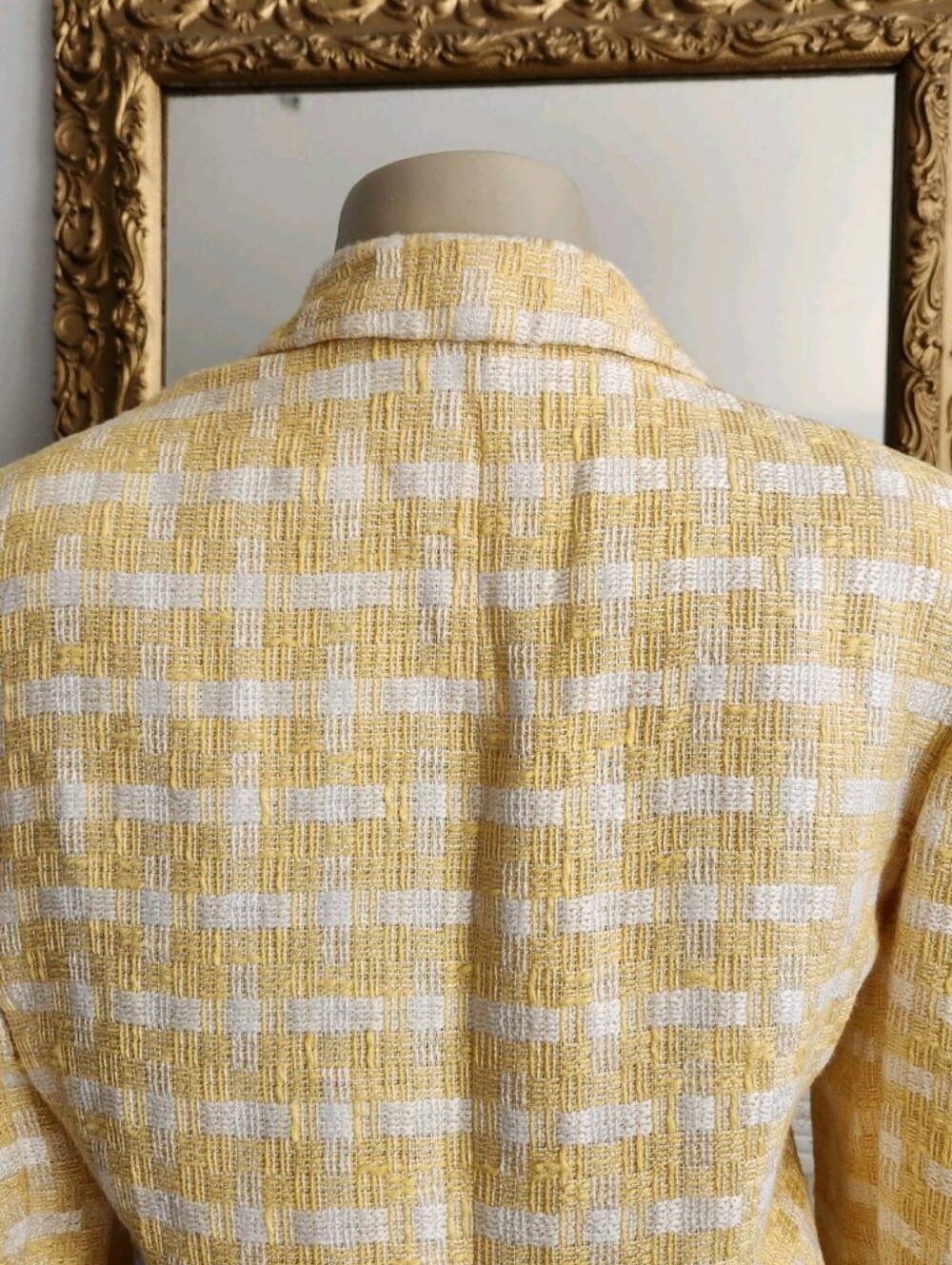 Vintage 90s Yellow White Skirt Suit Size 6 Boucle Tweed Pastel Coastal Grandma - Picture 7 of 8
